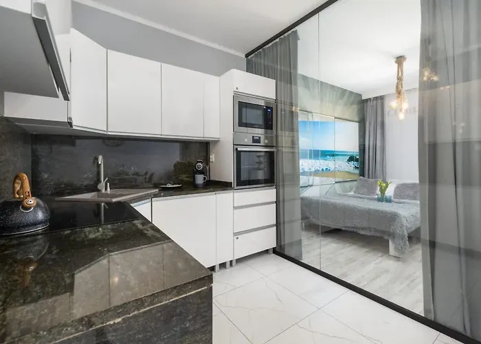 Kapitanski Mostek Pet-friendly By Renters * 코워브제크